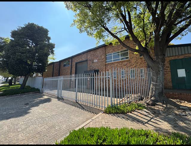 183M² WAREHOUSE TO LET IN ROBERTVILLE
